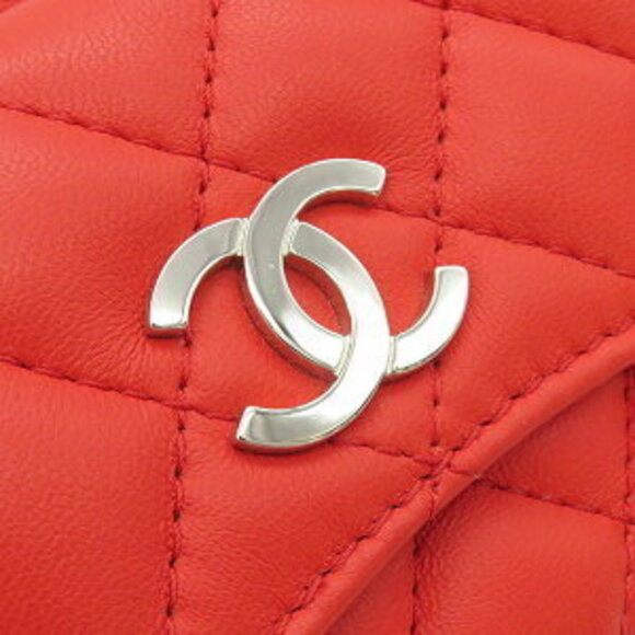 Chanel chain Shoulder Bag red coral leather pocket pochette classic - Picture 6 of 11